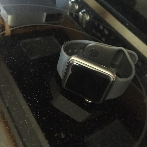 Apple Watch - Picture 7 of 7